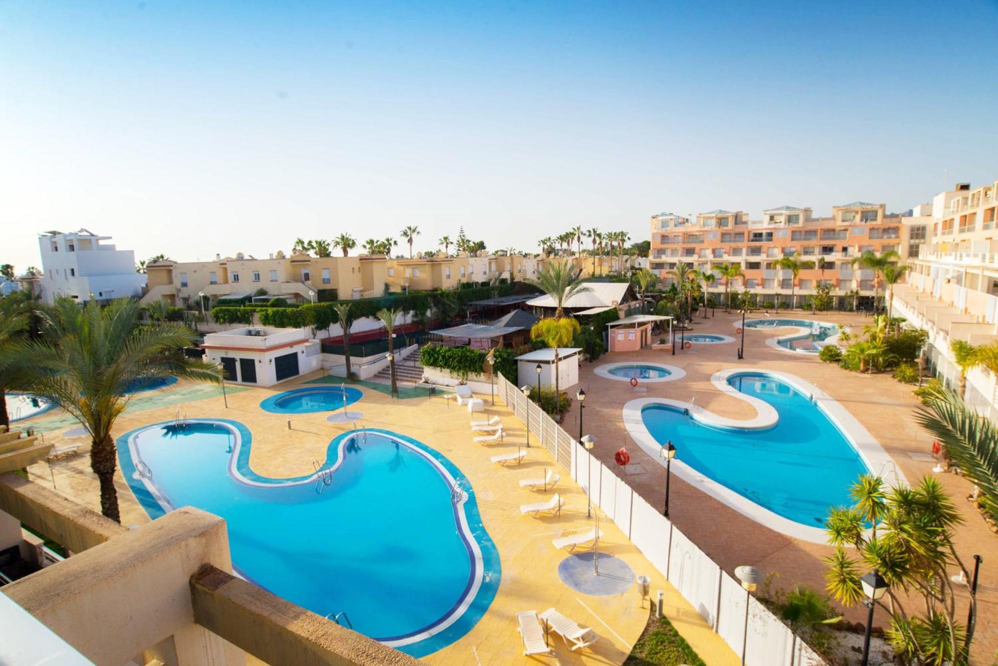 Vera Almeria - Mar Y Piscinas Екстериор снимка